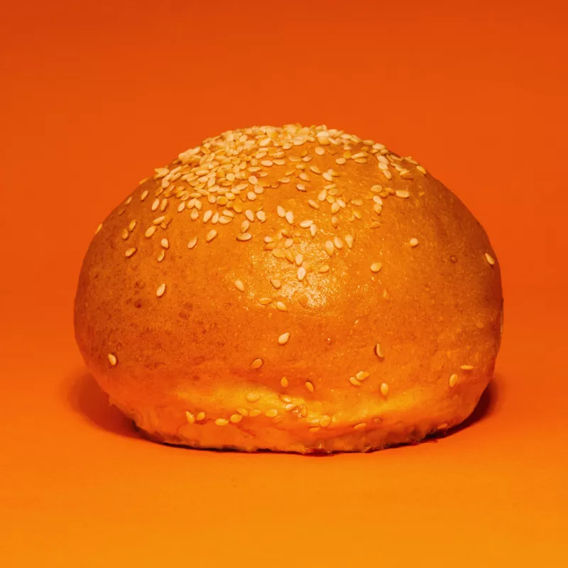 Булочка белая