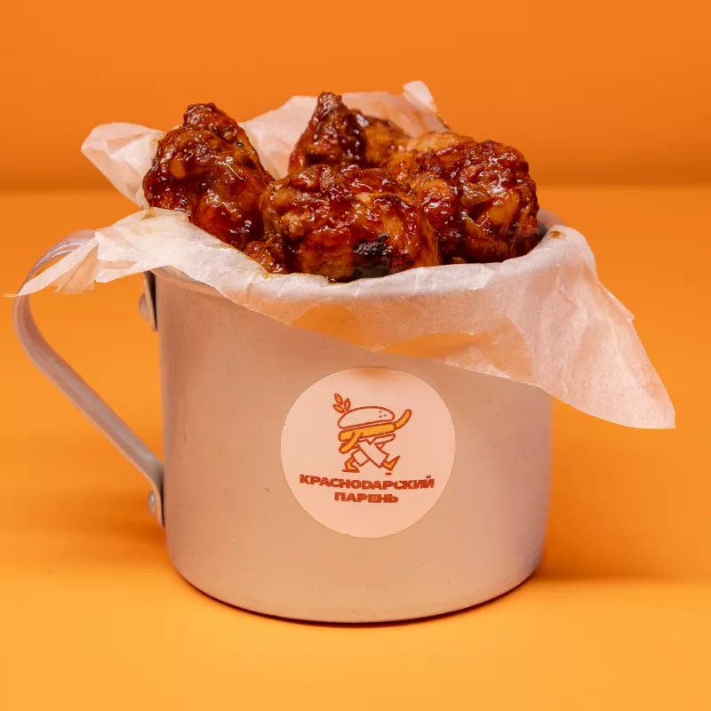 Жареные крылышки в соусе демиглас