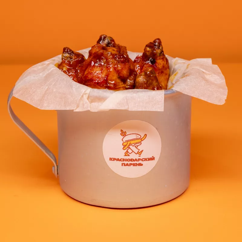 Жареные крылышки в соусе свит-чили